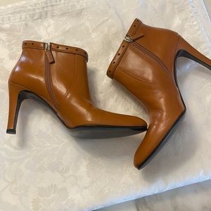 GUCCI booties. Size 9